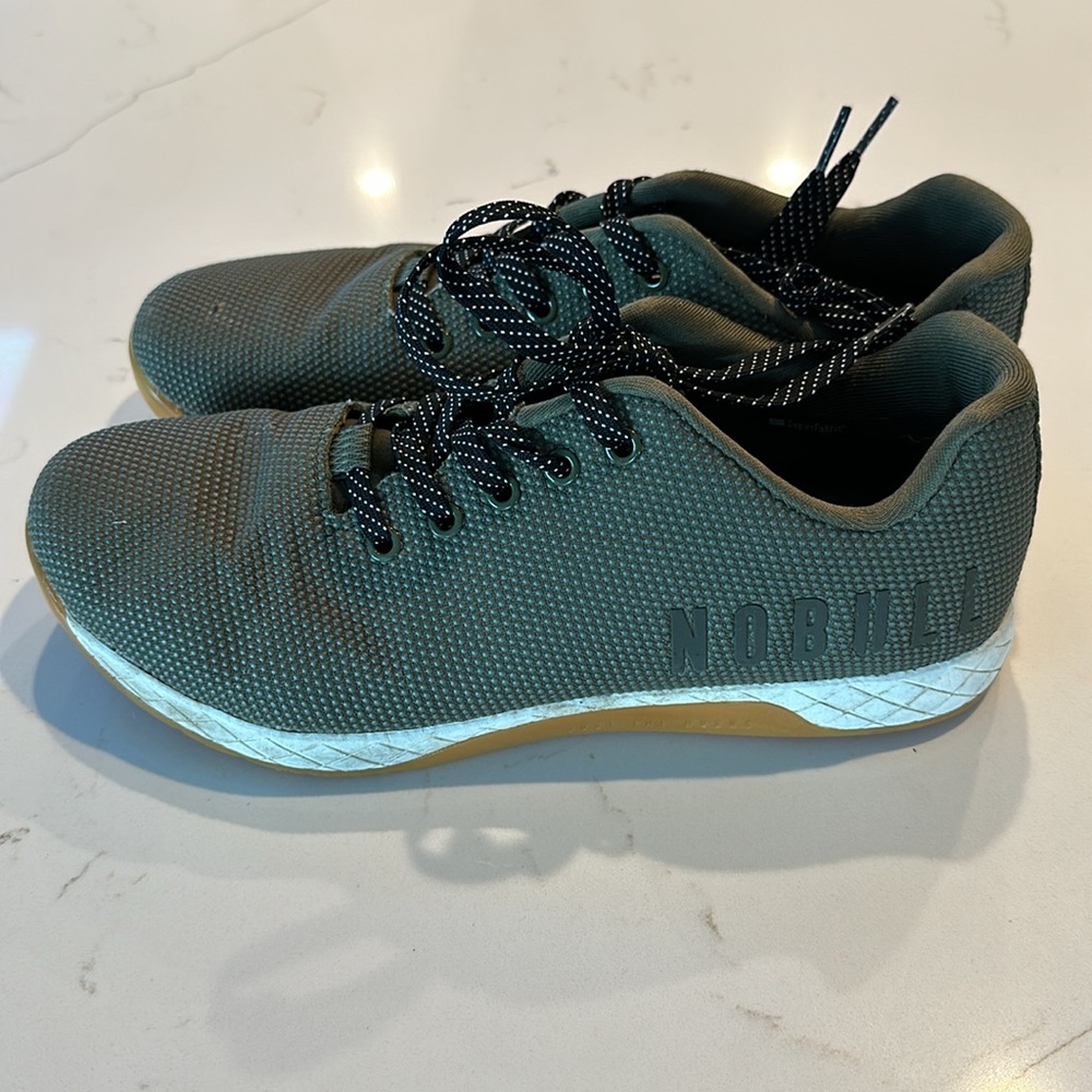 Nobull Trainers. Excellent Condition. - image 2